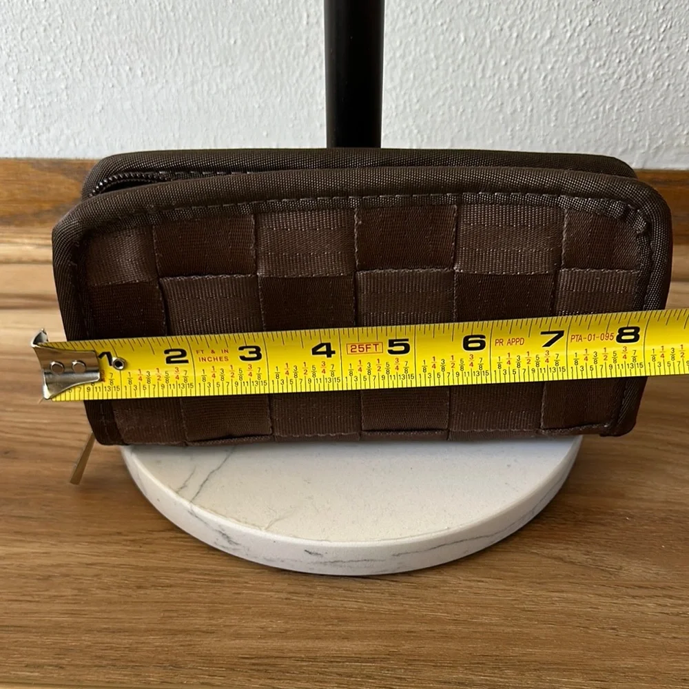 Harvey’s Classic Brown Wallet - Picture 2 of 4